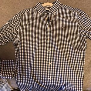 Vineyard Vines Button down